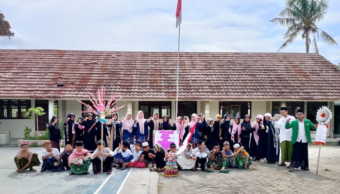 SMP Islam Nurus Syuro Gelar Pawai Semarak Hari Santri Nasional 2025