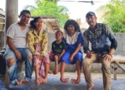 Aktivis Kemanusiaan Sambangi Tiga Bersaudara Penyandang Disabilitas di Desa Cijeruk