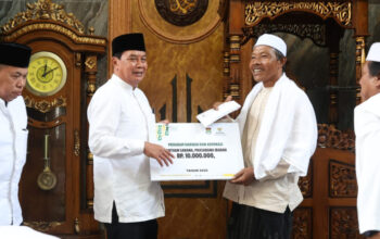 Bupati Tangerang Tinjau Banjir di Kresek Usai Jumling di Gunung Kaler