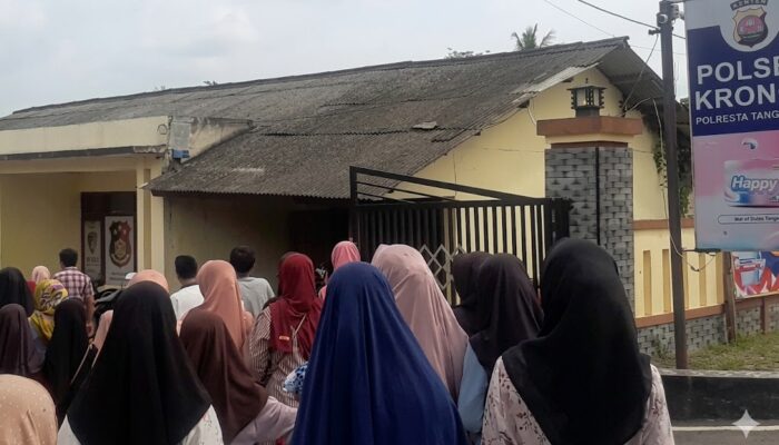 Dana Santunan Terhenti, Warga dan Anak Yatim Datangi Mapolsek Kronjo
