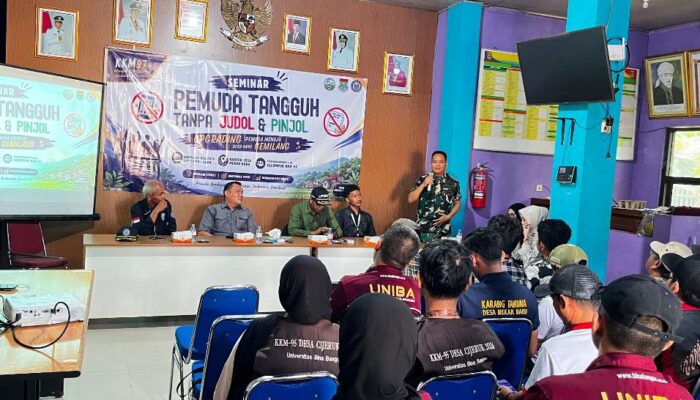Seminar Anti Judi Online dan Pinjol Ilegal Digelar KKM UNIBA Bersama Pemdes Mekar Baru